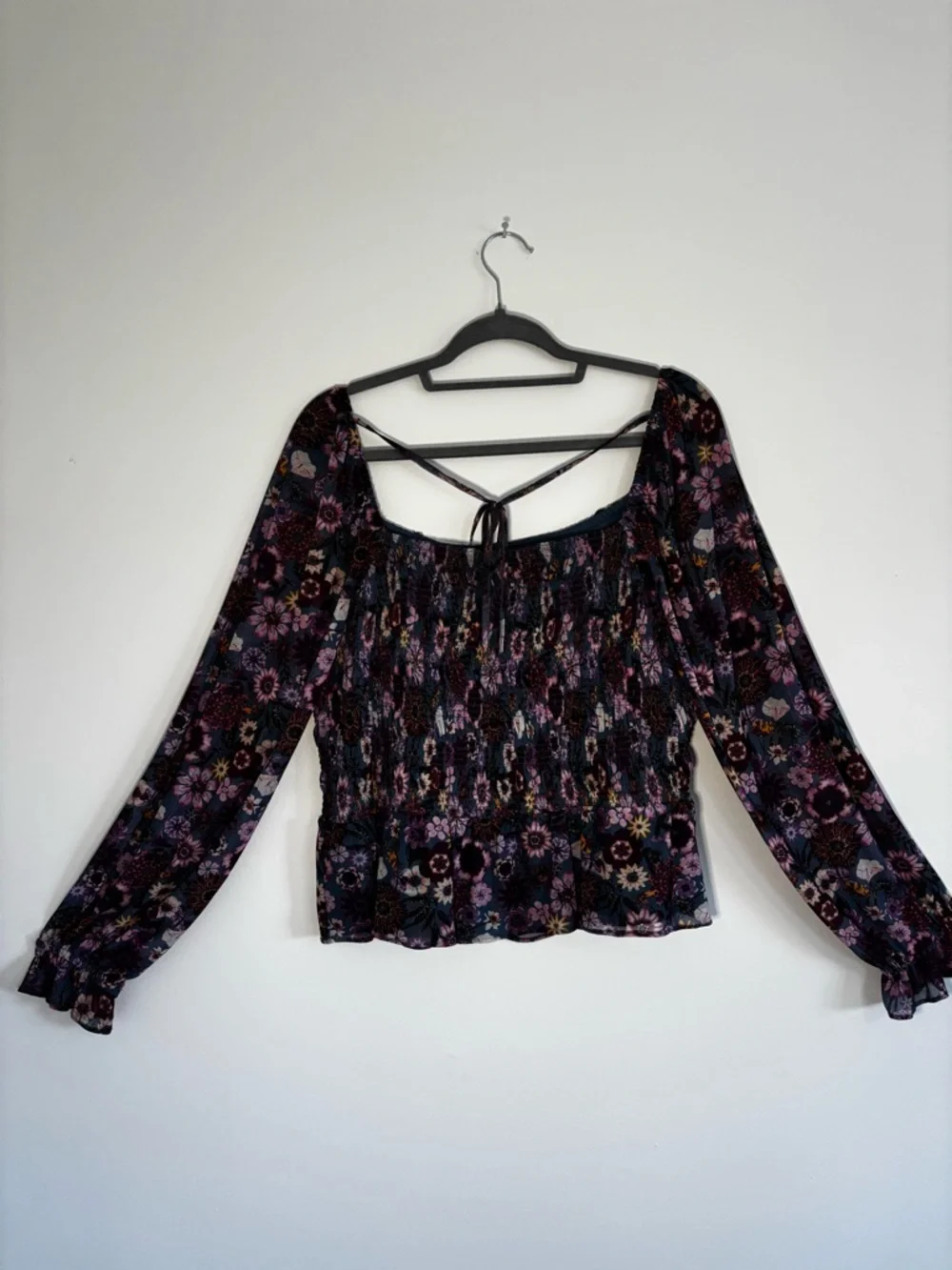 LC Lauren Conrad Black Floral Smocked Long-Sleeve Peasant Top - Picture 2 of 4